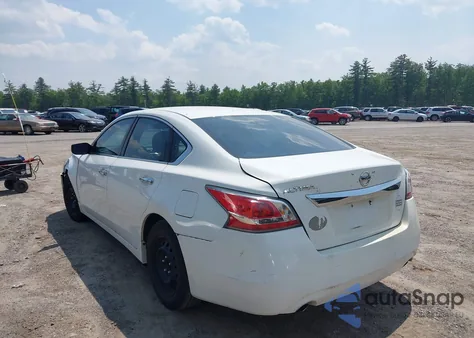 2015 Nissan Altima 2.5/2.5 S/2.5 Sl/2.5 Sv из США, поврежденный, VIN 1N4AL3AP2FC276895